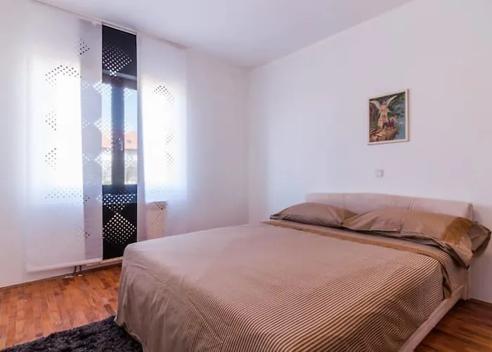 Brane Apartament *