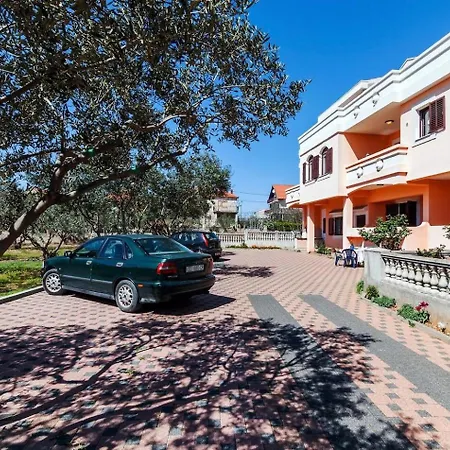 Brane - Free Parking * Zadar