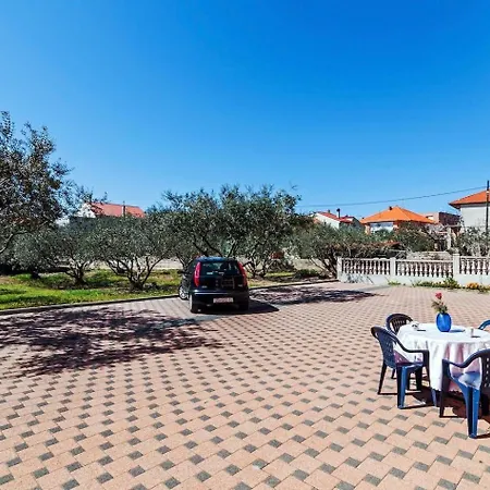 Brane - Free Parking Zadar