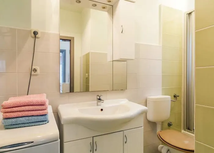 Brane アパート ザダル